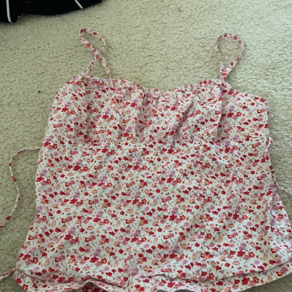 Cute floral top